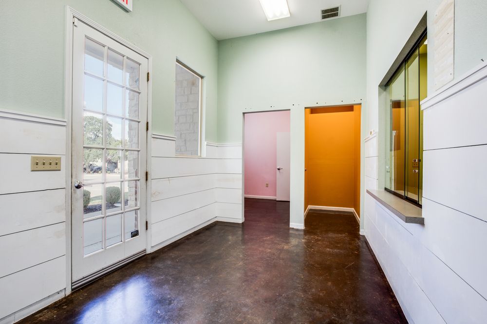 1809 Precinct Line Rd, Hurst, TX 76054